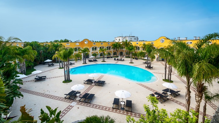 Hilton Acaya Esterni